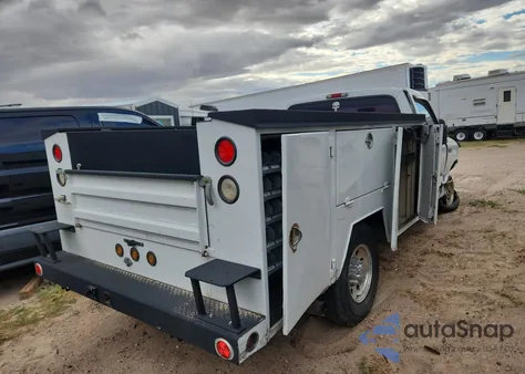 2001 Ford F350 Srw Super Duty z USA, uszkodzony, nr VIN 1FDSF34F41EA81608